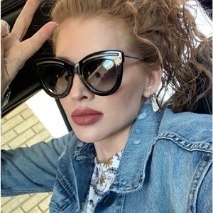 💫 Meet the Posher 💫